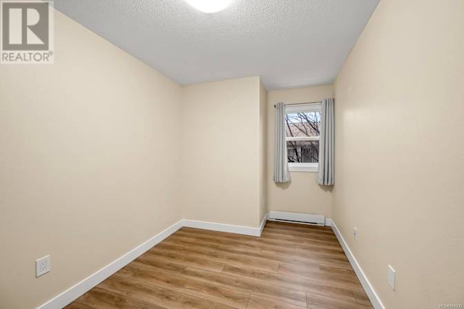 Photo of DAMON's room