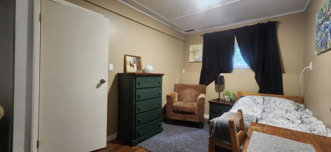 Photo of Brooks's room