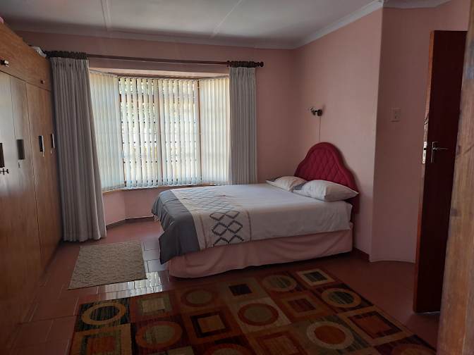 Photo of Nicole's room