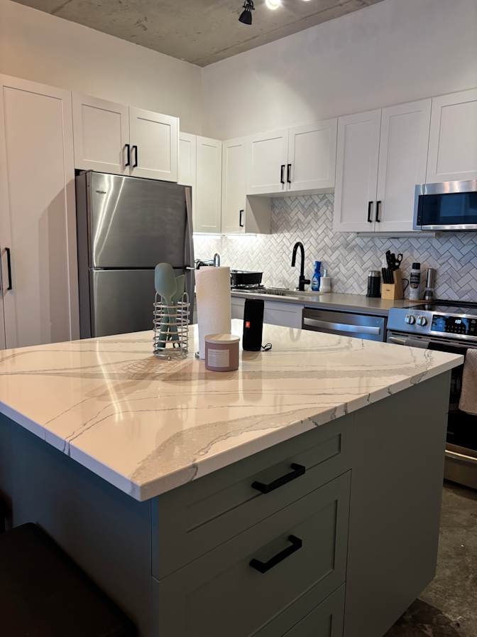 almira gafoor's room