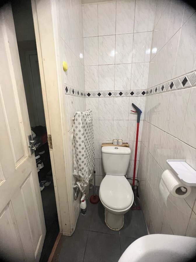 Photo of Shan Perera's room
