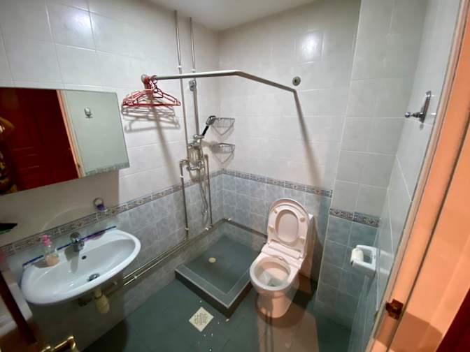 Photo of Customer Enquiry's room