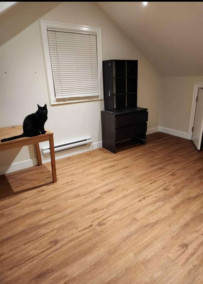Photo of Adrienne's room