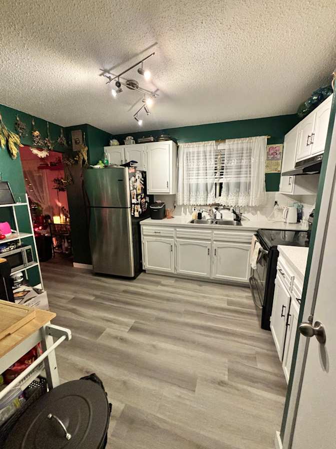 Meghan and Jessica's room