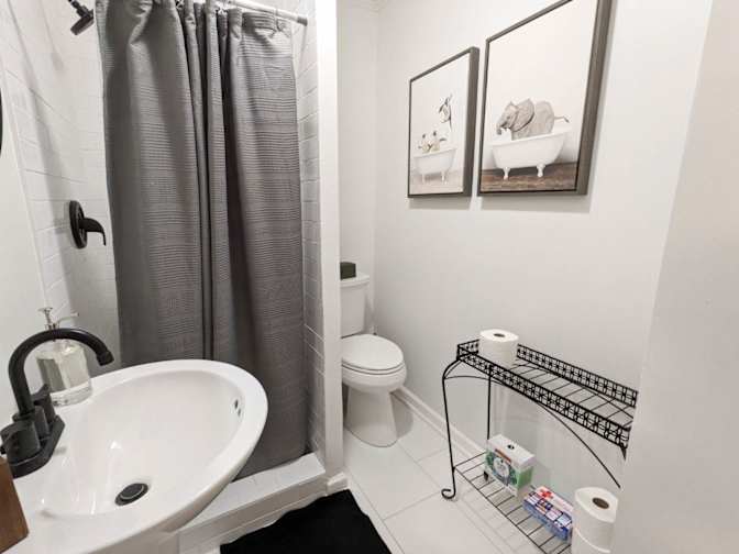 Private room to rent in share house North State Str...