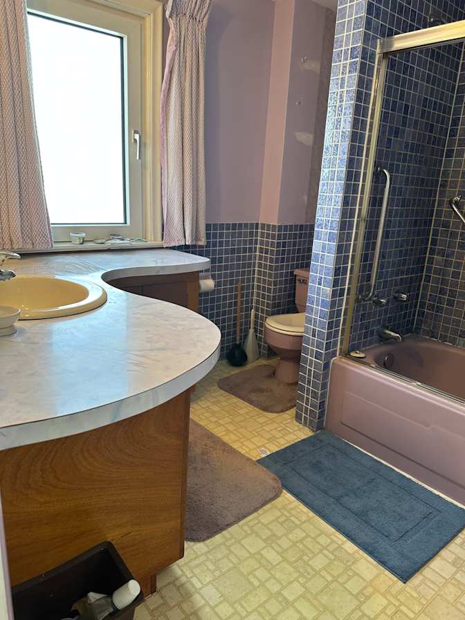 Photo of Steve's room