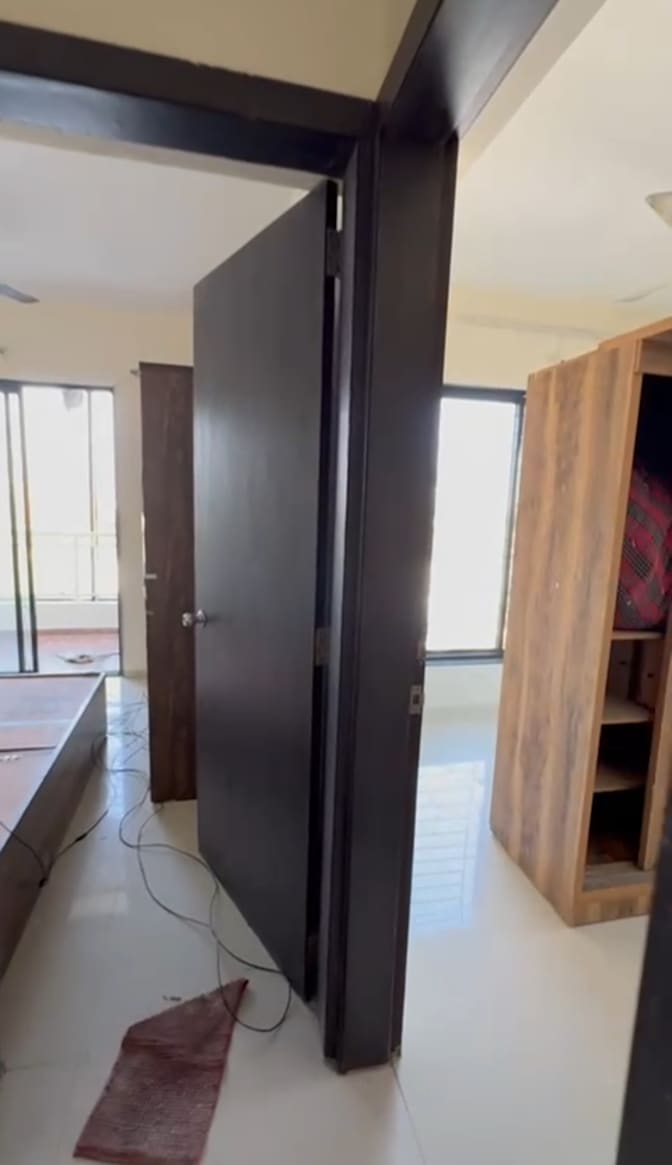 Photo of Avnii's room
