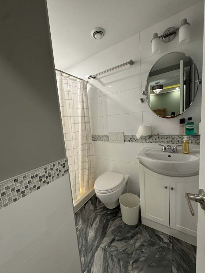 Jenapril Ramos's room