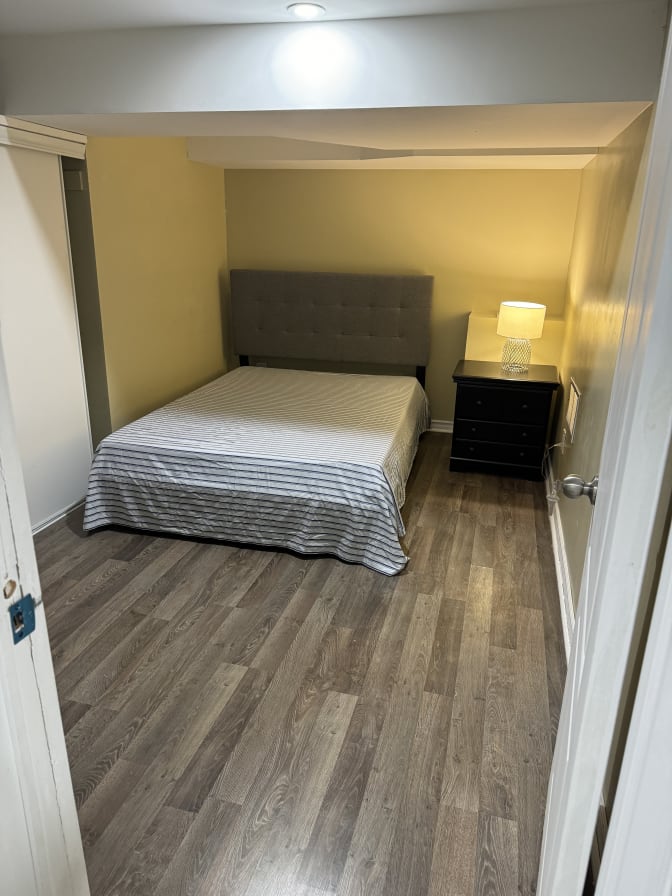 Kelesha Mcknight's room