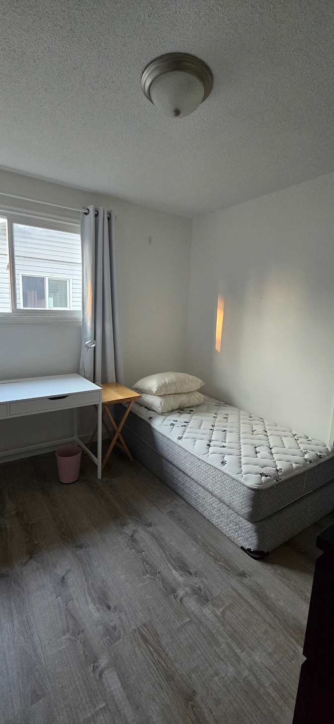 Photo of Sarah's room