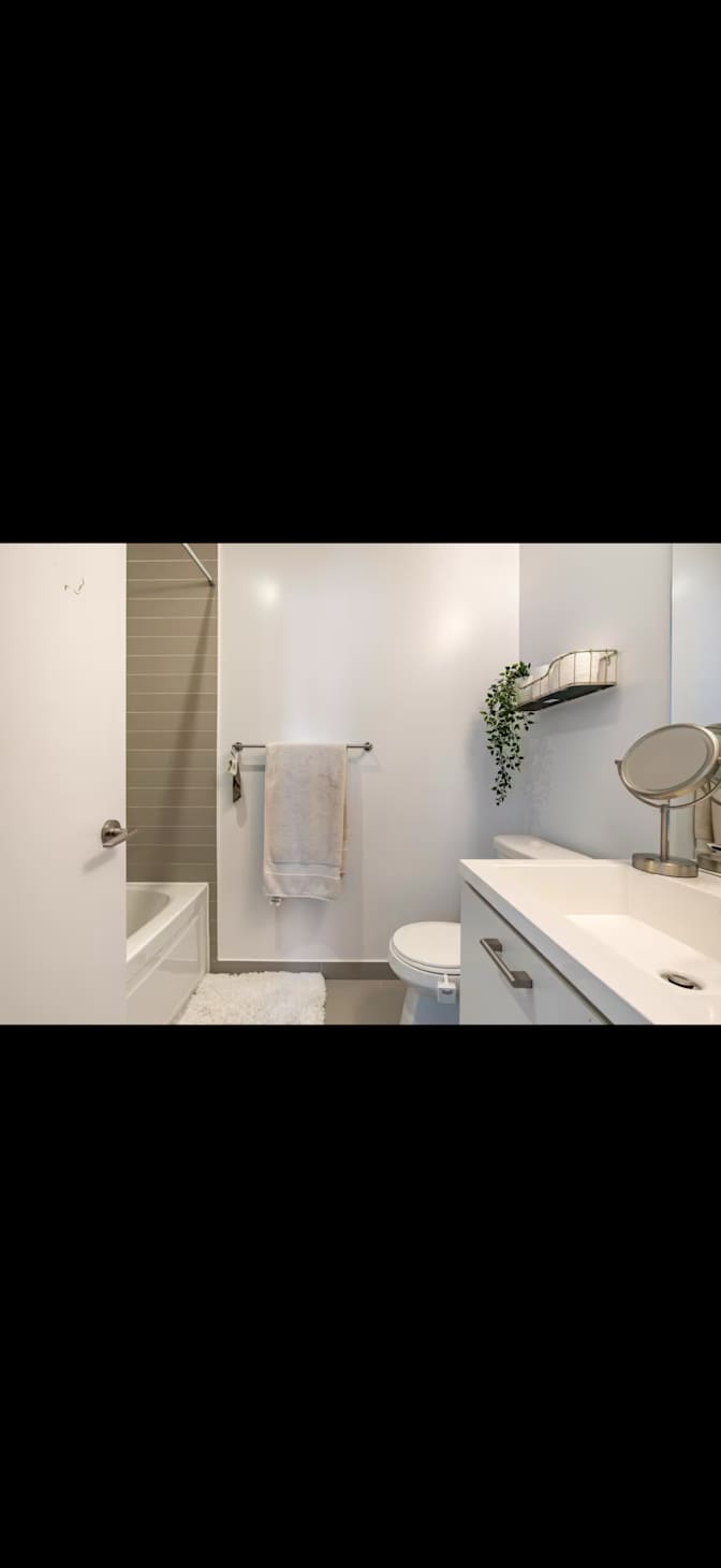 GeoffreyLeger's room