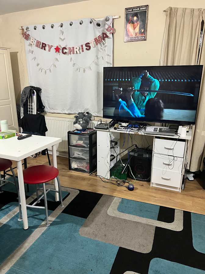 Photo of Shan Perera's room