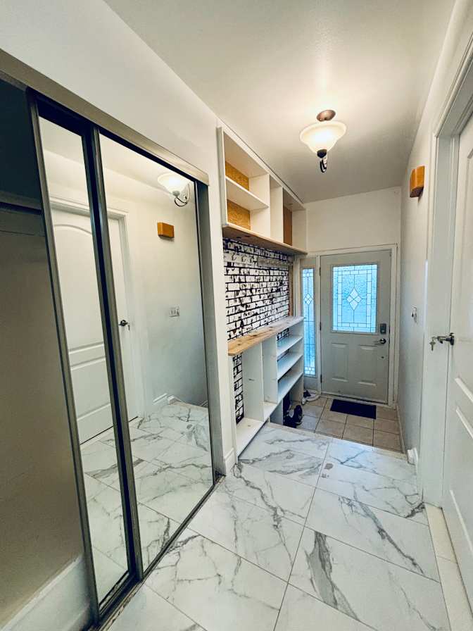 Photo of TRAN's room