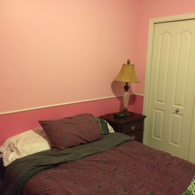 Photo of Dee Montalvo's room