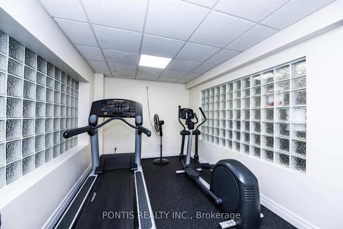 Andrew Karabinos's room