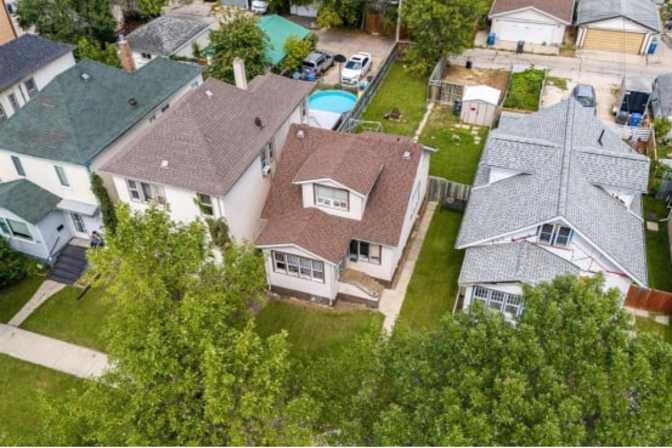 Dina Castillo's room