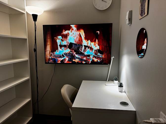 Photo of Semih's room