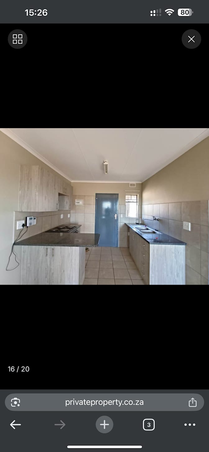 Photo of mogedi phillip's room