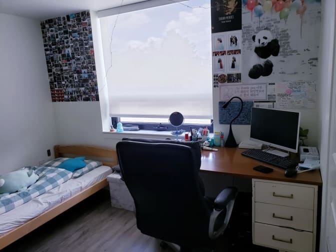 Photo of Hanh's room