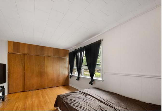 Photo of kathy Madigan's room