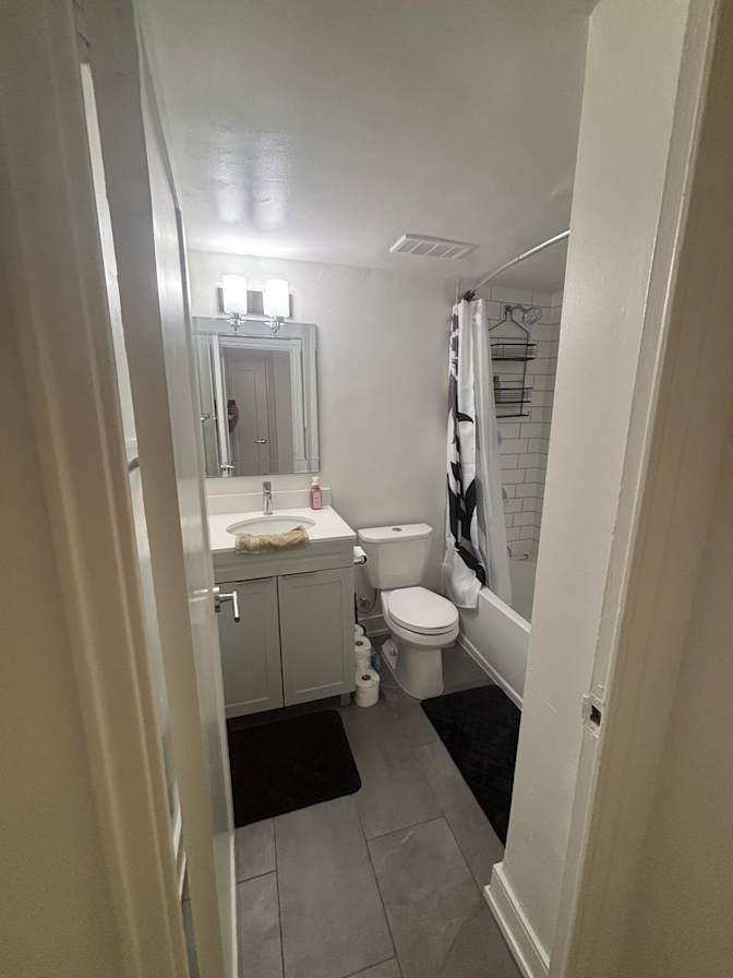 George Murrizi's room