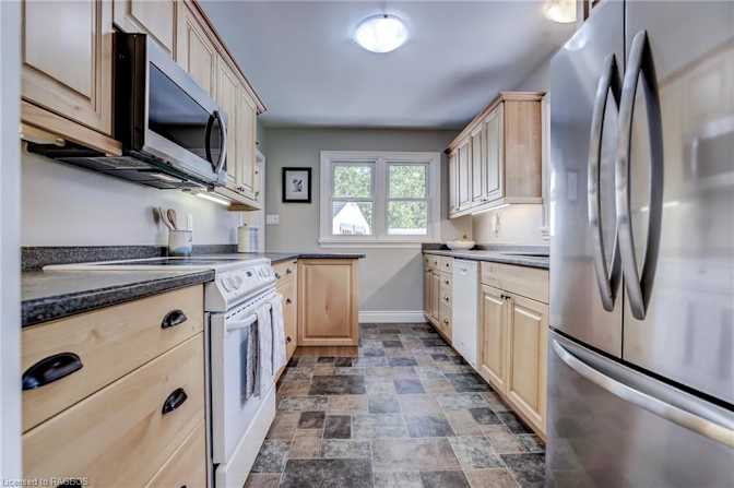 Rahul J Salaria's room