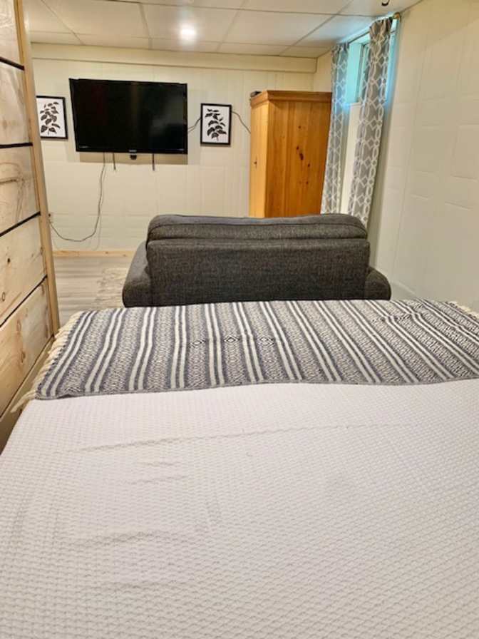 Barbara Sellars's room