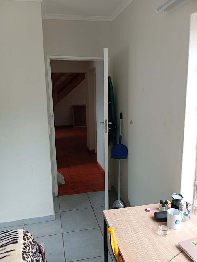 Photo of Neo's room