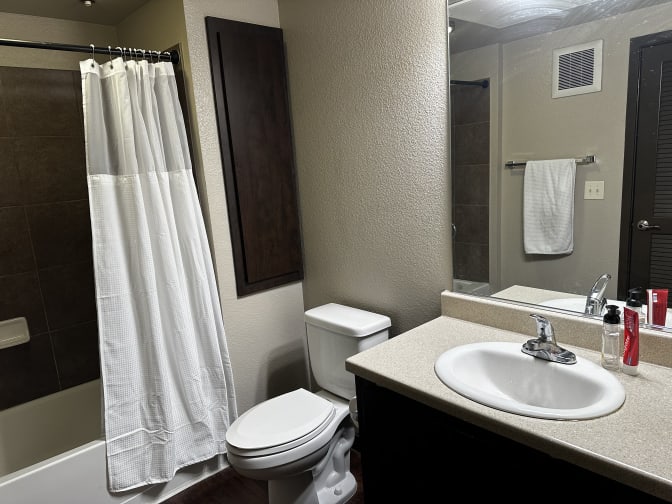 Photo of Jenny Kang's room