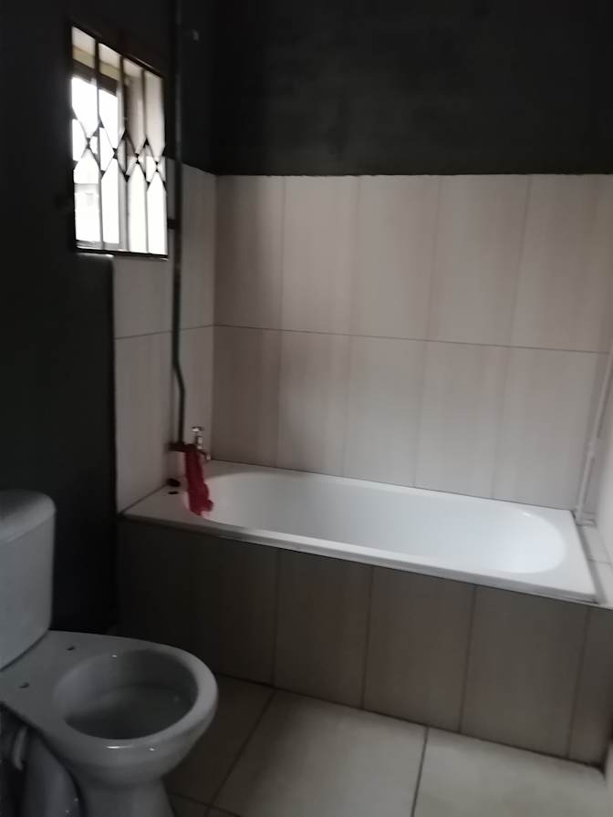 Photo of Goitsemang's room