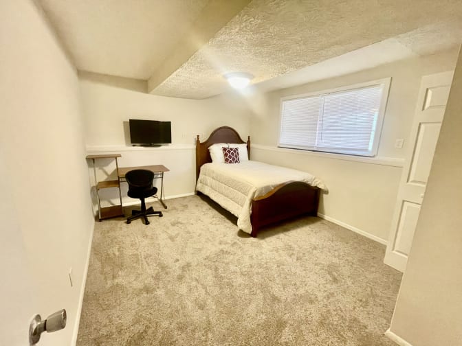 Photo of Diamond Pad's room