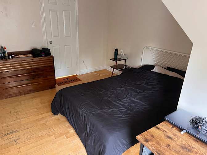 Damiao Melo Fernandes's room