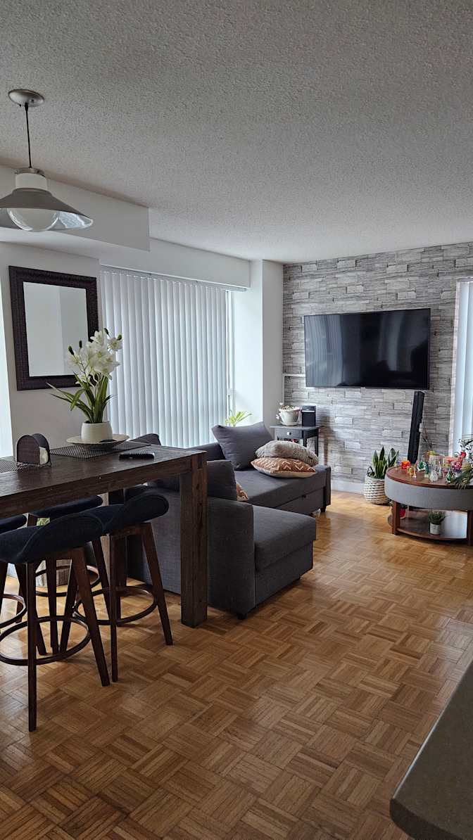 NEHILL MERCADO's room