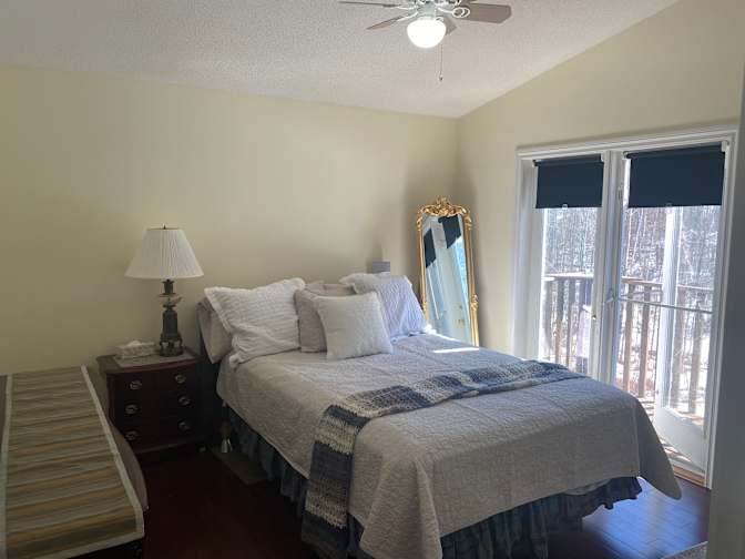 Photo of Lise Marie's room