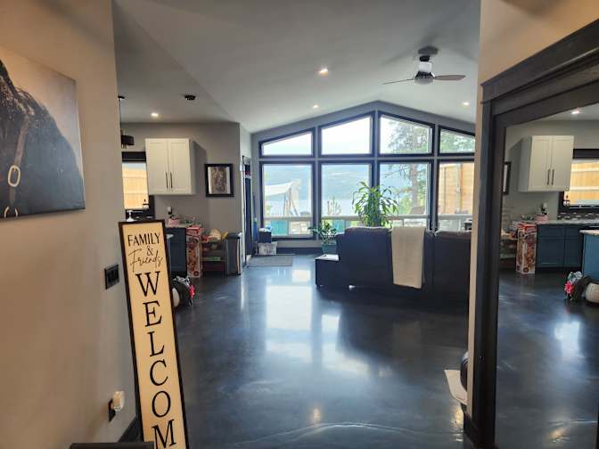 Adrienne kendall's room