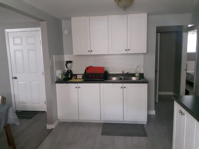 Brentwood House's room