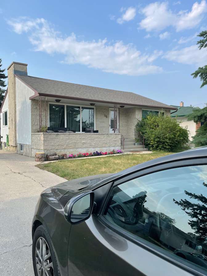 Amanda and Maggie's room