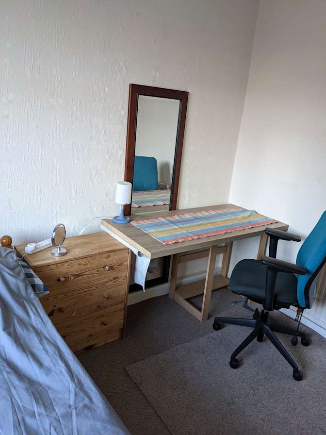 Photo of sibi hanif's room