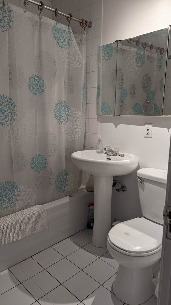 Clémence Boucher's room