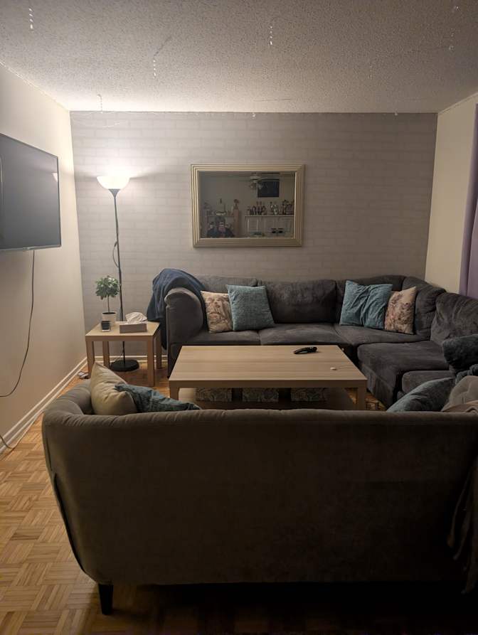 Cookie Dietrichson's room