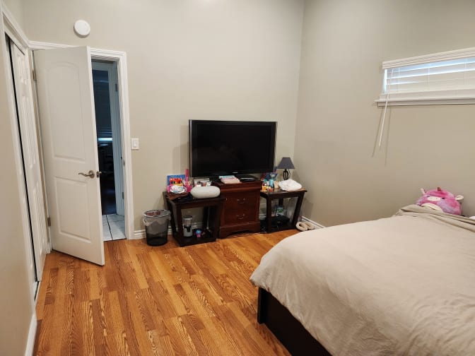 Photo of Vu's room