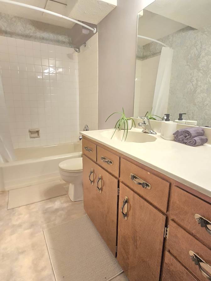 Harman Goraya's room