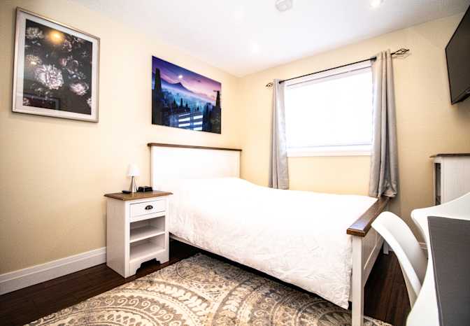 Photo of Alexander Feht's room