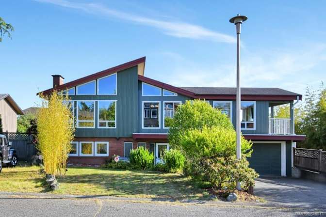 Photo of Cristine's room