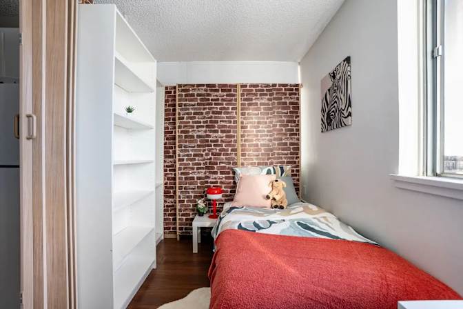 edmontonproperty's room