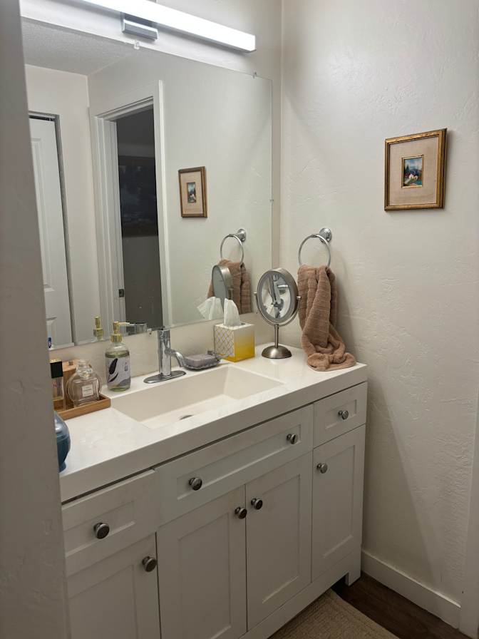 Photo of Jonathan's room
