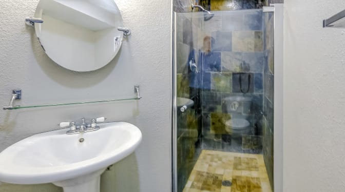 Photo of PadSplit's room