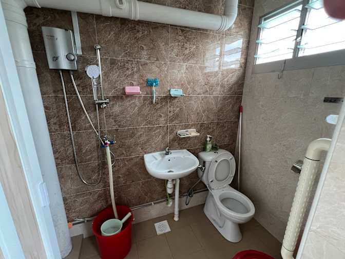 Photo of Marcus Neo's room