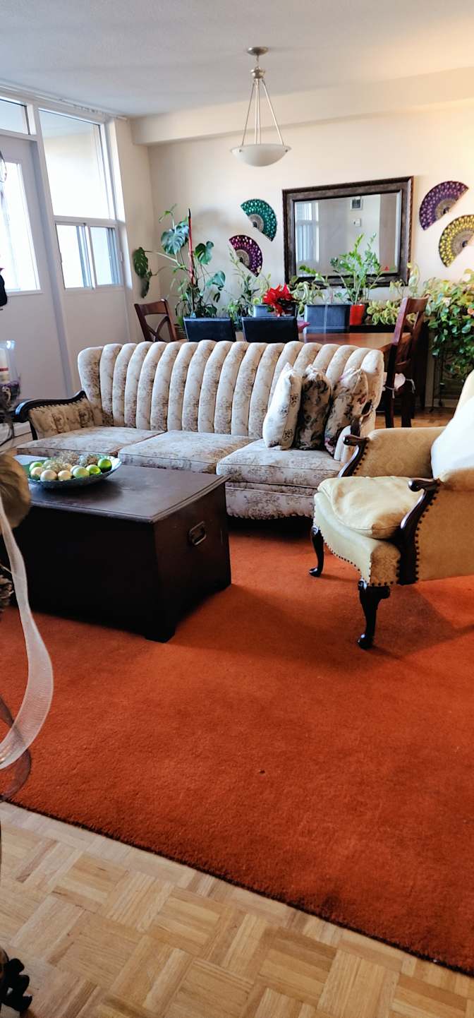 elizabeth espino's room