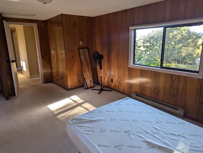 Photo of Eva's room